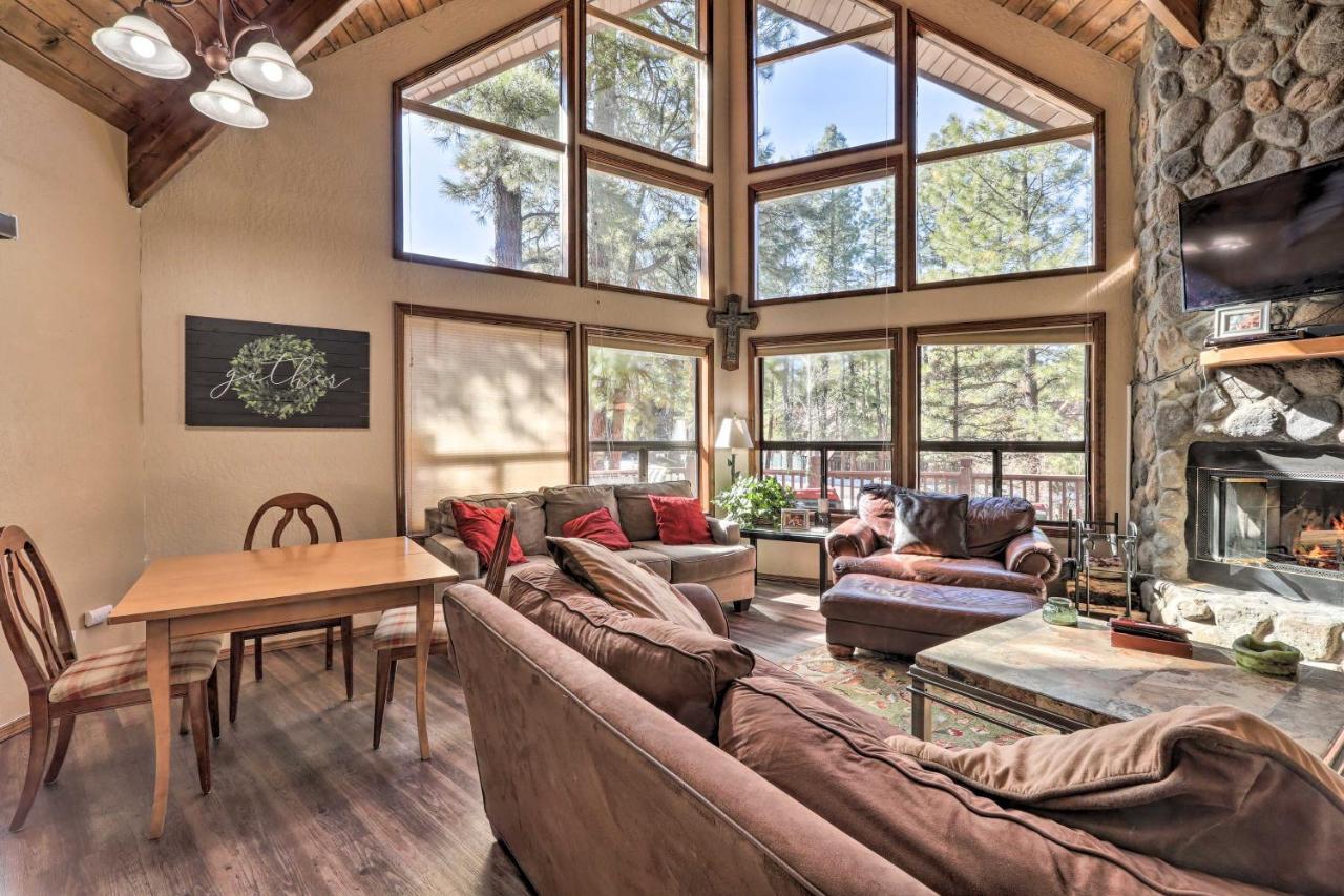 Munds Park Cabin With Fire Pit And Wraparound Porch! Luaran gambar